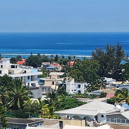 Seaview Luxury Appartment Flic en Flac ภายนอก รูปภาพ