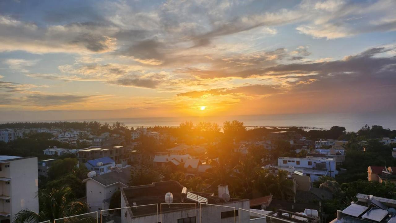 Seaview Luxury Appartment Flic en Flac ภายนอก รูปภาพ