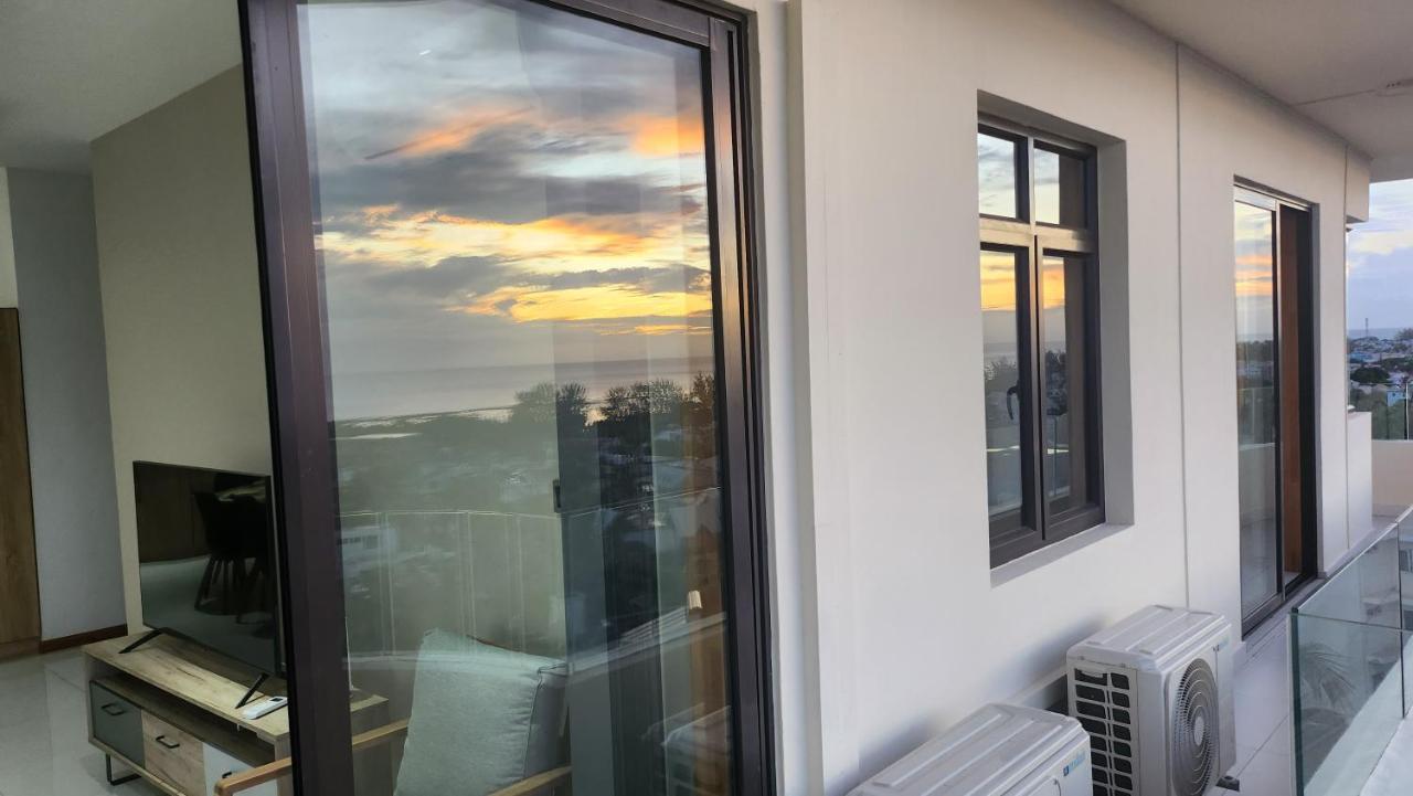 Seaview Luxury Appartment Flic en Flac ภายนอก รูปภาพ