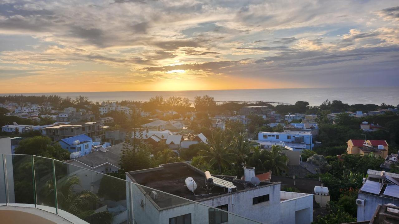 Seaview Luxury Appartment Flic en Flac ภายนอก รูปภาพ